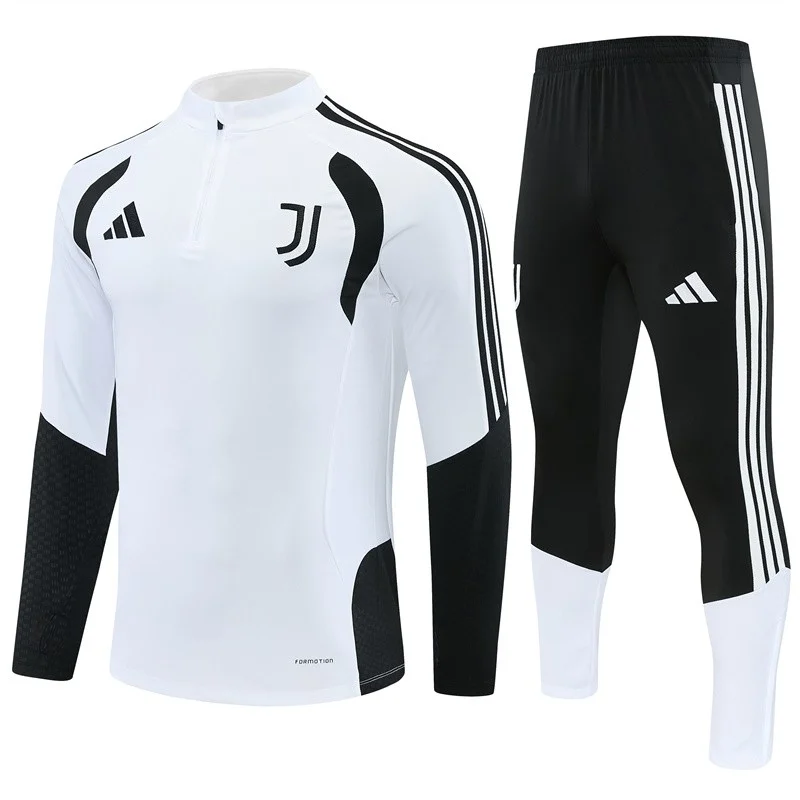 Juventus 2026-2027 Eşofman Takımı