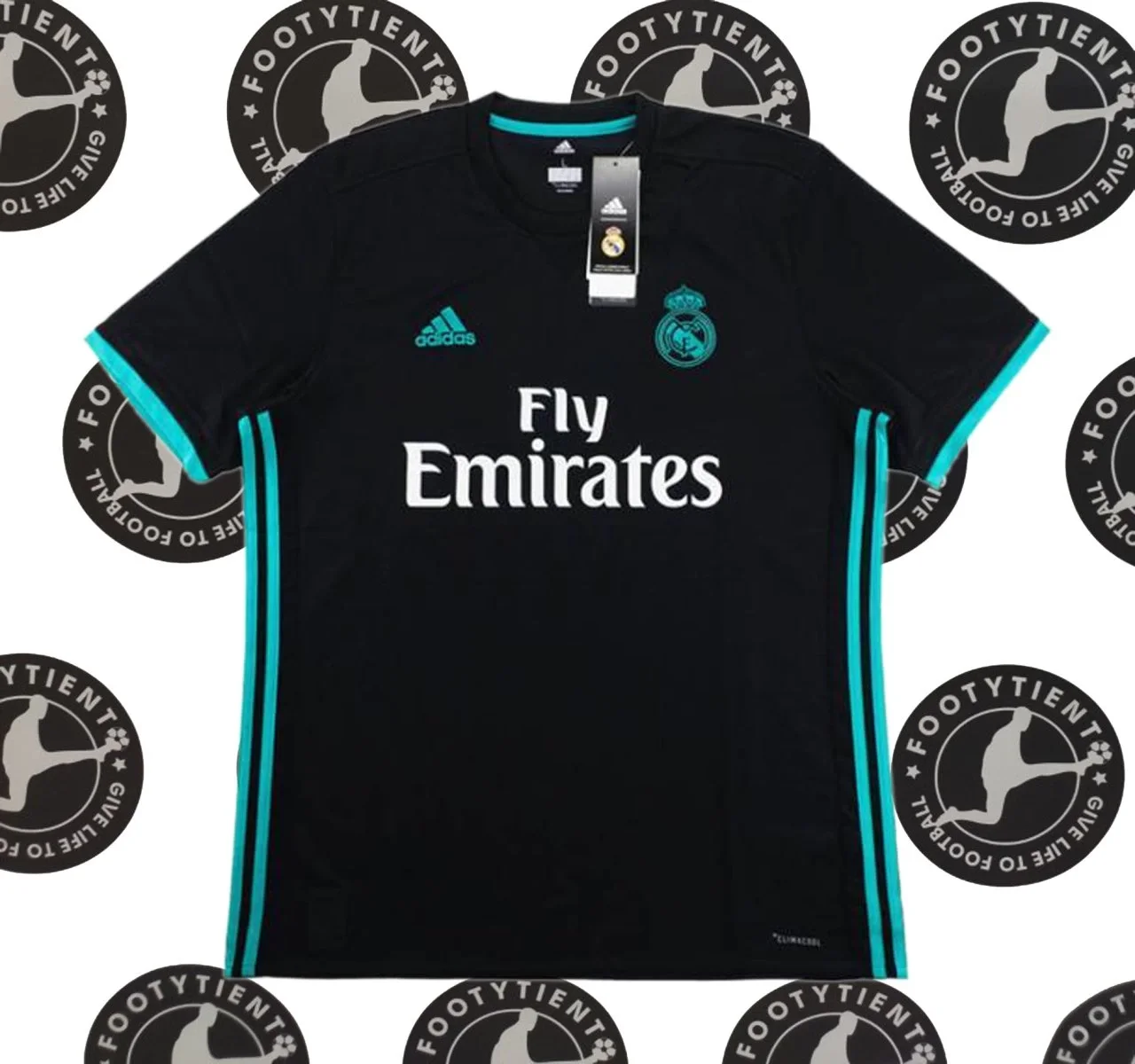 Real Madrid 2017 - 2018 Retro Forma